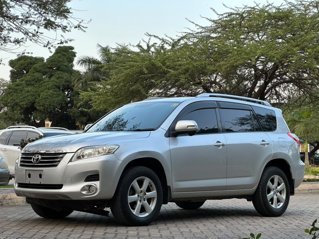 TOYOTA VANGUARD thumbnail 8